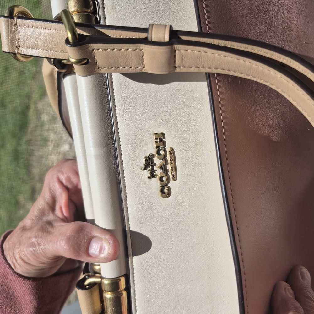 Coach Pink and Cream Women's Bag - Picture 3 of 10